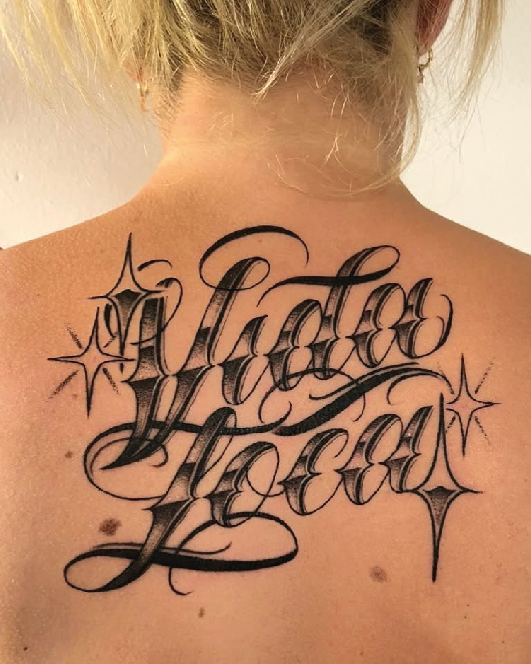 Lettering tattoo Madrid. estudio de tattoo madrid, estdio de tattoo cerca de mi, estudio de tattoo las rosas, dolores tattoo
