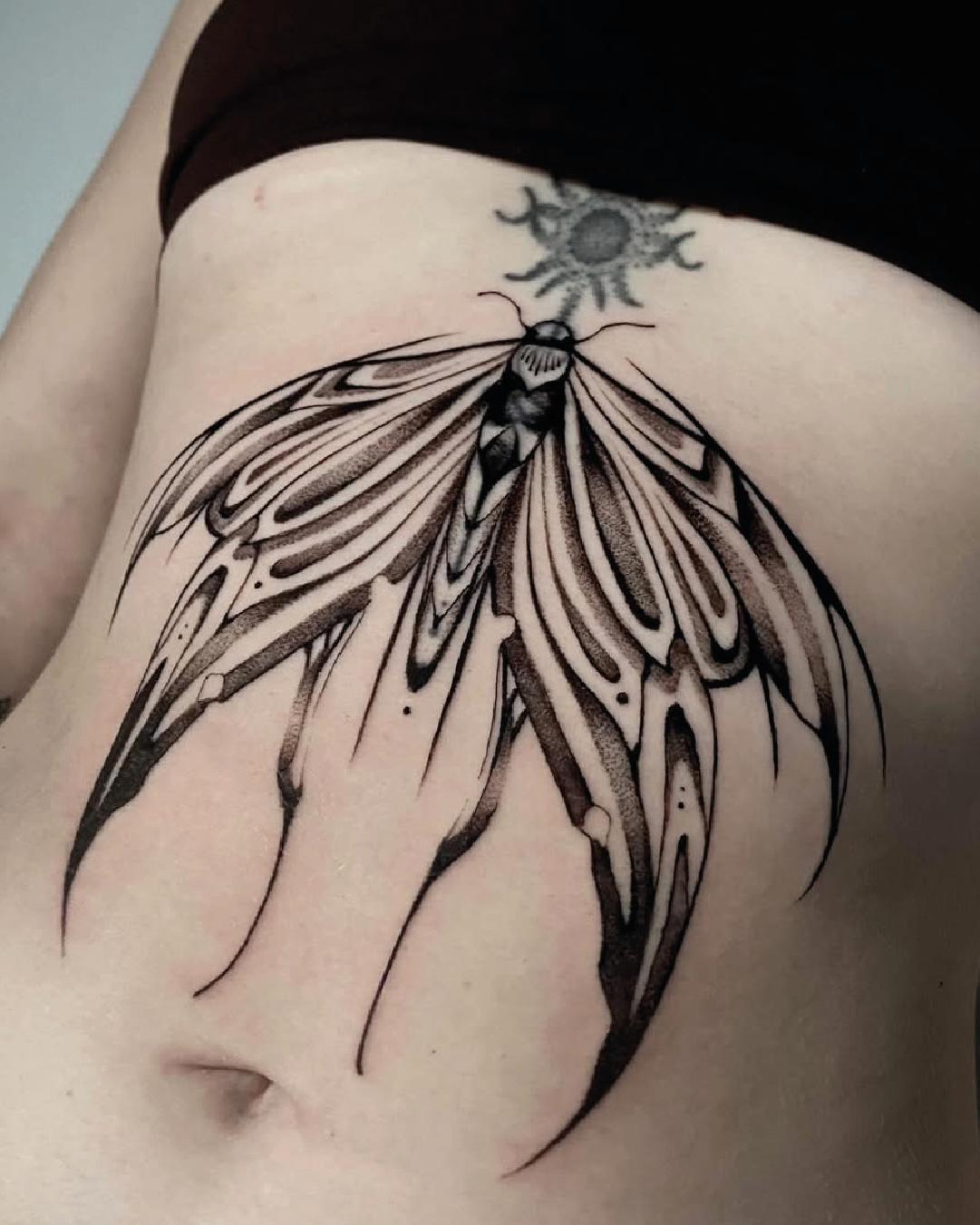 Ornamental tattoo Madrid. estudio de tattoo madrid, estdio de tattoo cerca de mi, estudio de tattoo las rosas, dolores tattoo