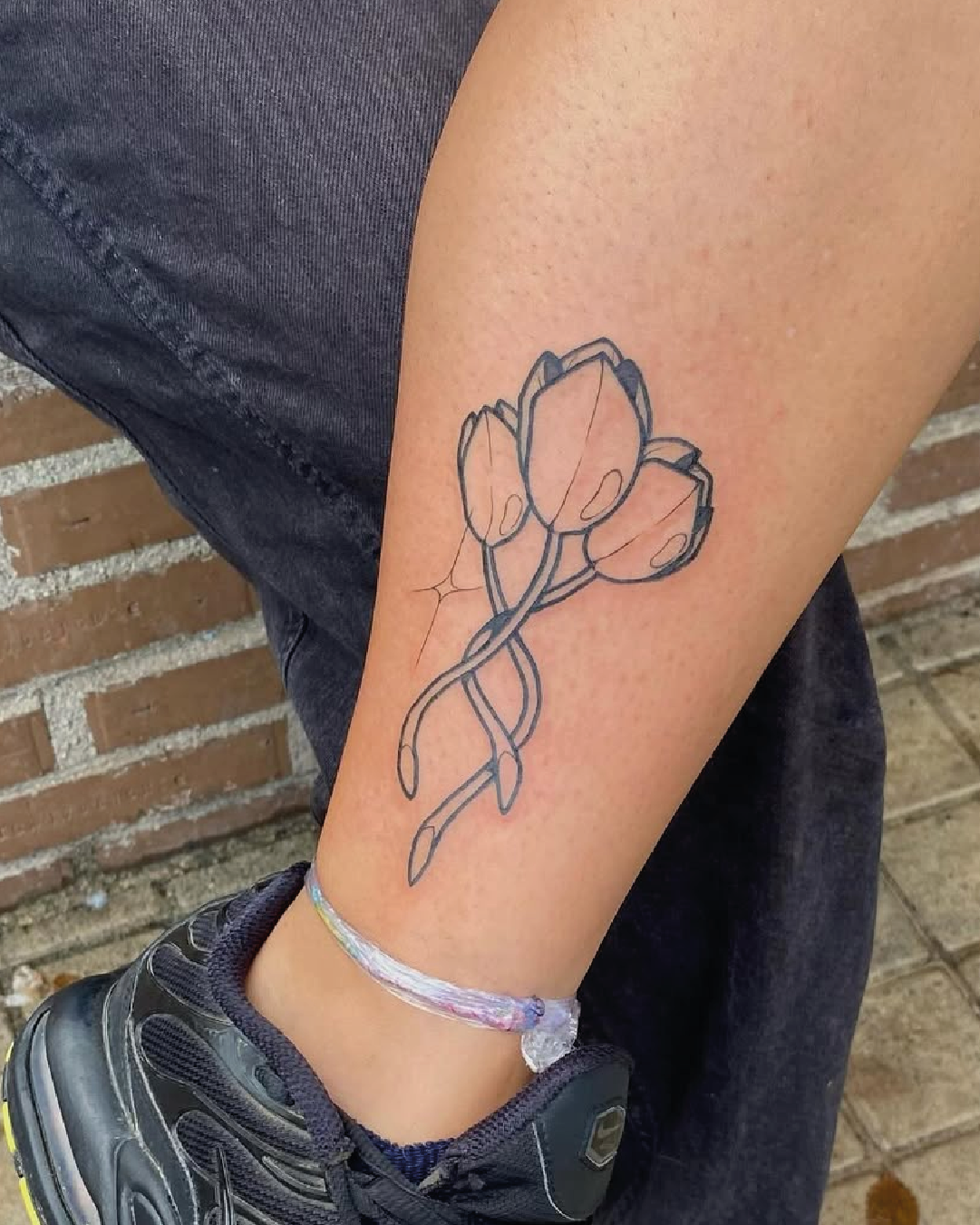 Blackwork tattoo Madrid. estudio de tattoo madrid, estdio de tattoo cerca de mi, estudio de tattoo las rosas, dolores tattoo Madrid