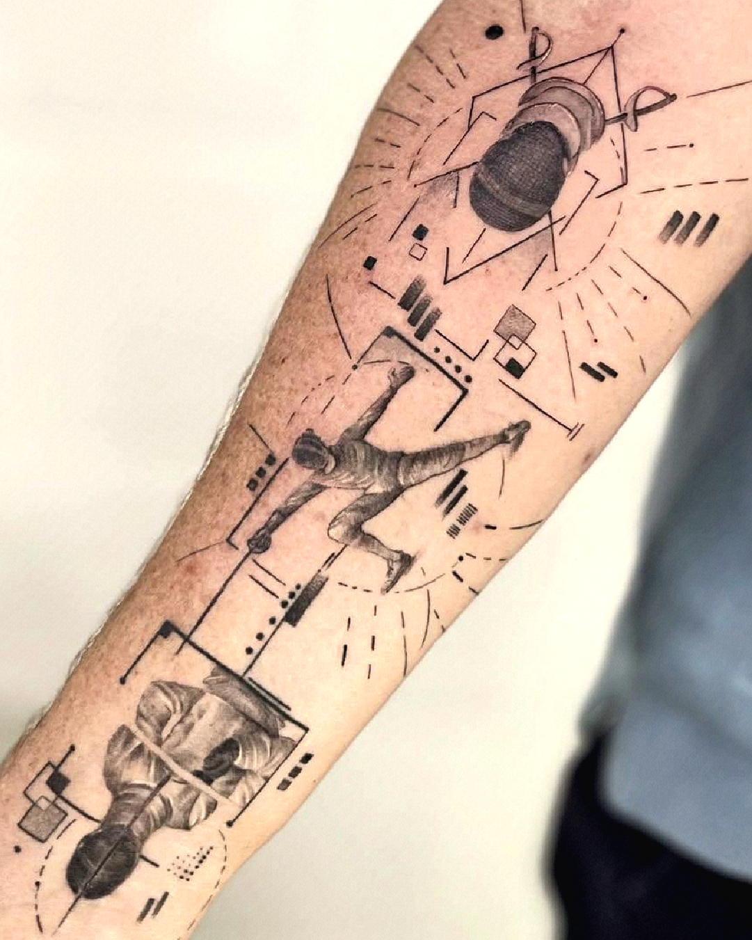 Conceptual tattoo Madrid. estudio de tattoo madrid, estdio de tattoo cerca de mi, estudio de tattoo las rosas, dolores tattoo Madrid