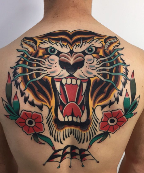 Tradicional tattoo Madrid. estudio de tattoo madrid, estdio de tattoo cerca de mi, estudio de tattoo las rosas, dolores tattoo